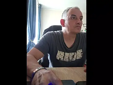Piotr481 online show from 07-04-26, 02:01