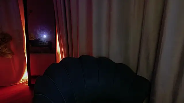 HazelHayesss online show from 04-28-26, 03:50