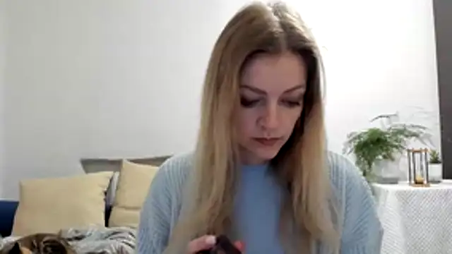 Snapshot of Severina7 chatting on 04-14-26, 06:14 Severina7 online show from 04-14-26, 06:14