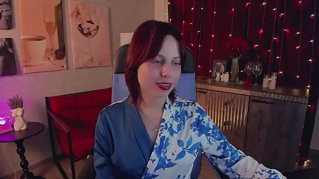 VivienneHebert online show from 05-11-26, 04:04