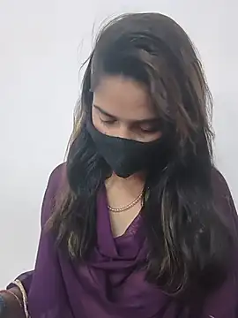 Snapshot of sexy_bhabhii chatting on 07-04-26, 09:15 sexy bhabhii online show from 07-04-26, 09:15