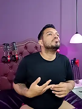 Snapshot of _Stevens_ chatting on 04-12-26, 07:52 Stevens online show from 04-12-26, 07:52