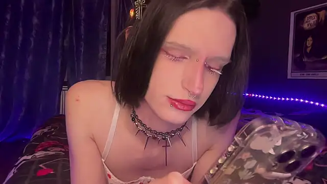 Niky Long online show from 05-07-26, 11:54