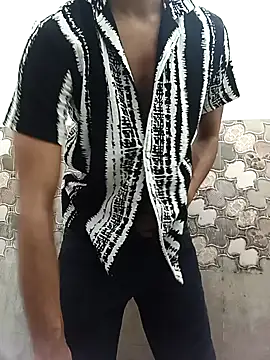 itsmemadhu2019 online show from 05-23-26, 01:04