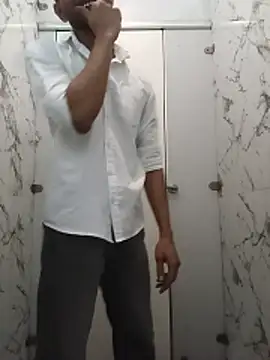 itsmemadhu2019 online show from 05-27-26, 12:46