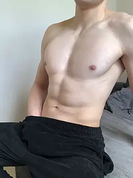 maxence 096 online show from 04-15-26, 02:13