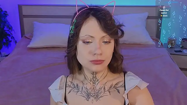 EricaMoonn online show from 04-26-26, 10:24