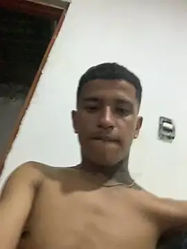 Snapshot of Anthony_clark1 chatting on 07-17-26, 06:09 Anthony clark1 online show from 07-17-26, 06:09