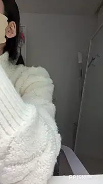 gumi 0418 online show from 05-04-26, 10:44