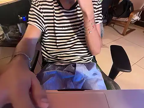 franchu19cm online show from 04-16-26, 07:53