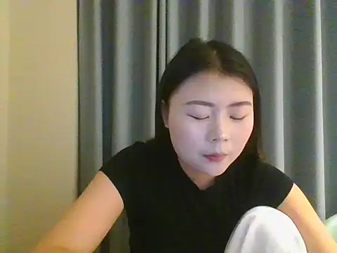 Snapshot of HJW2002 chatting on 04-14-26, 09:48 HJW2002 online show from 04-14-26, 09:48