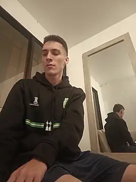 Snapshot of Danny_Farret chatting on 04-15-26, 02:07 Danny Farret online show from 04-15-26, 02:07