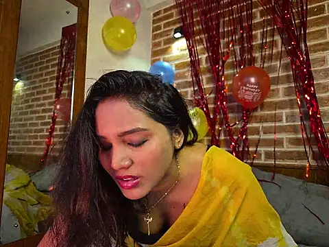 jellyyynspicyyy online show from 07-05-26, 05:42