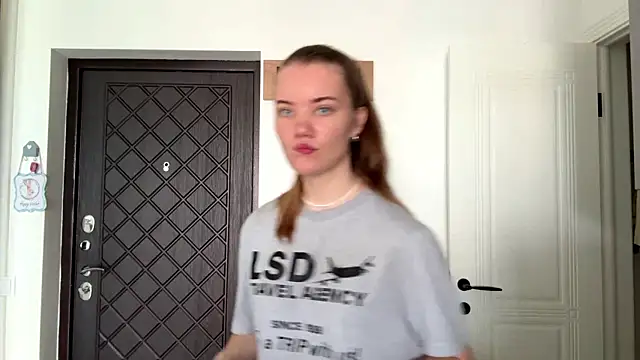 Snapshot of doana_bebriti chatting on 06-26-26, 10:08 doana bebriti online show from 06-26-26, 10:08