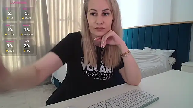 AdellynRose online show from 06-20-26, 03:37