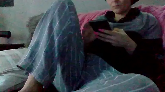 shyhornymommy online show from 04-28-26, 03:11