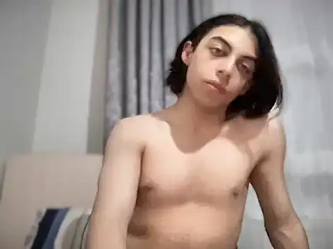 Snapshot of turkishtwunk chatting on 04-13-26, 09:31 turkishtwunk online show from 04-13-26, 09:31