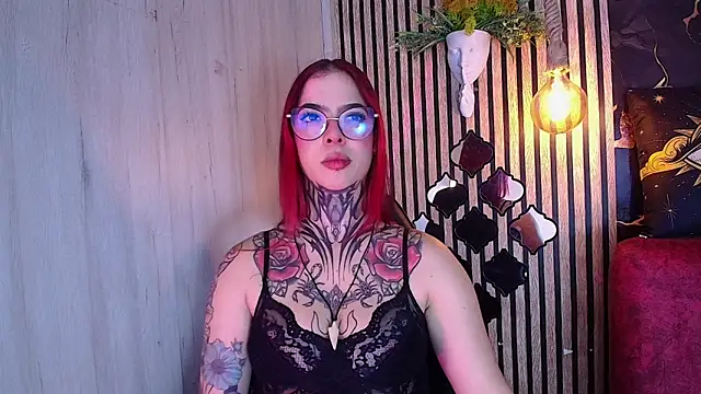 Atenea Red online show from 05-15-26, 08:27
