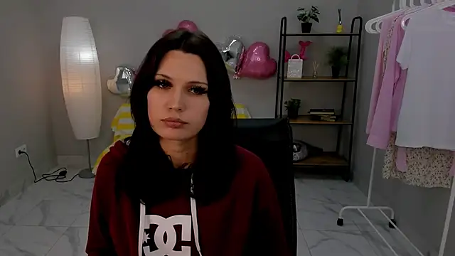 Snapshot of Christine_Mooree chatting on 04-14-26, 09:48 Christine Mooree online show from 04-14-26, 09:48