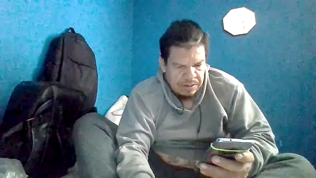 Snapshot of Oskr2024XXX chatting on 05-31-26, 06:53 Oskr2024XXX online show from 05-31-26, 06:53