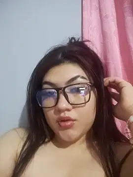 Mia2024 online show from 04-14-26, 04:07