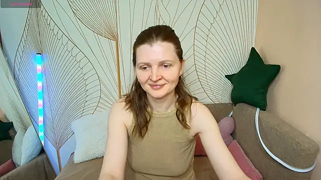 Liza  Evans online show from 05-04-26, 02:07