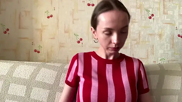 AdriannaBill online show from 05-17-26, 04:03