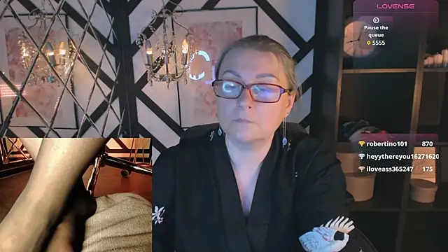 Alexandra Kind online show from 05-16-26, 02:19