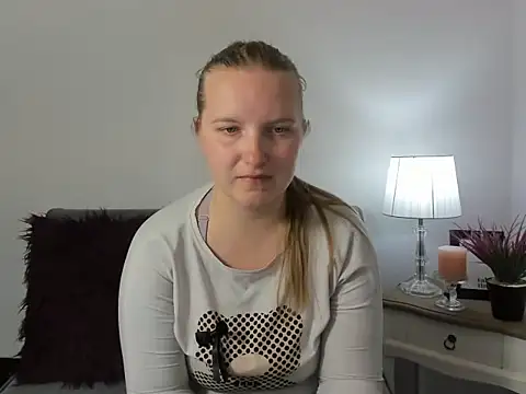 RoseTeacherX online show from 04-17-26, 05:16