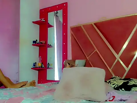Dollcute  online show from 05-25-26, 02:45