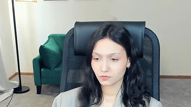 Snapshot of YunEiler chatting on 04-16-26, 09:54 YunEiler online show from 04-16-26, 09:54