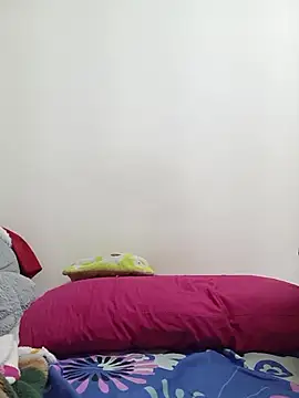 Aura Phone online show from 05-01-26, 03:33