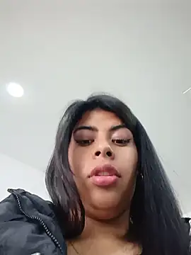 Snapshot of SOFIA-11_ chatting on 05-18-26, 05:19 SOFIA-11 online show from 05-18-26, 05:19