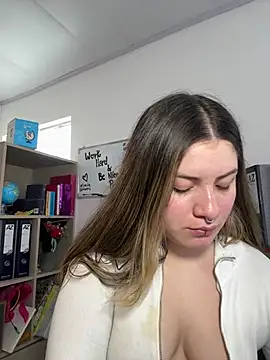 juanitablue online show from 07-16-26, 05:19