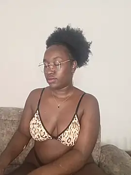 KaleaEbony online show from 05-09-26, 06:40