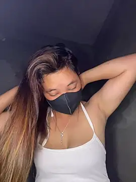 HaNa-mi online show from 04-16-26, 05:47