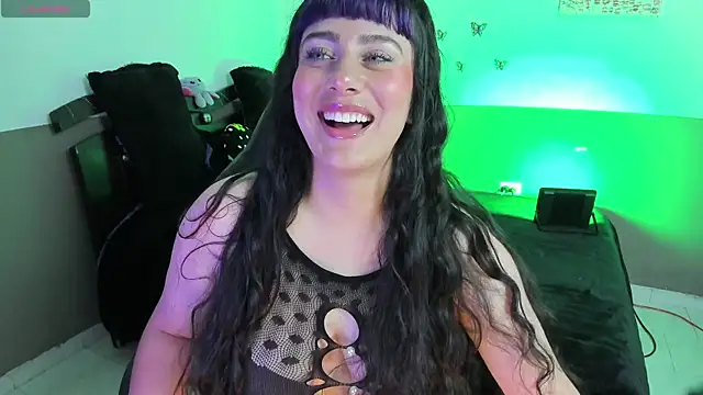Snapshot of Cataleya_Blare chatting on 05-03-26, 01:55 Cataleya Blare online show from 05-03-26, 01:55