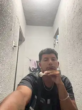 Alcantar01 online show from 05-17-26, 10:39