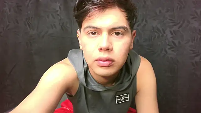 Felipe Kold online show from 05-26-26, 01:23