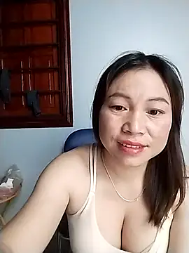 Cong2211 online show from 04-24-26, 01:35