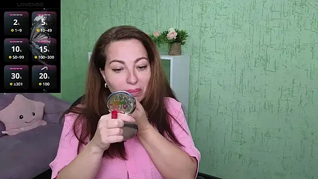 Zoe Zephyr online show from 05-13-26, 05:27