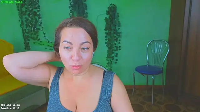 Snapshot of Zoe_Zephyr chatting on 07-17-26, 06:31 Zoe Zephyr online show from 07-17-26, 06:31