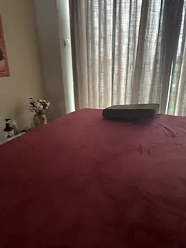 Luna-sexyy online show from 04-21-26, 07:36