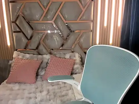 alahia2026 online show from 04-16-26, 06:41