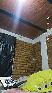 Friends with benefitsss online show from 05-18-26, 04:29