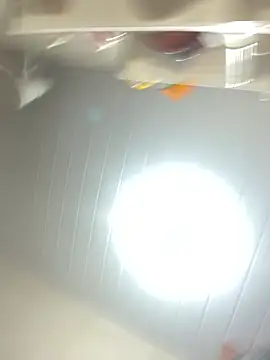 Snapshot of jheeh chatting on 04-16-26, 02:23 jheeh online show from 04-16-26, 02:23