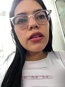 CarlaSpenser online show from 06-06-26, 05:17