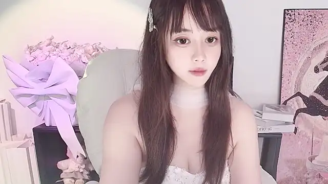 Moon-66 online show from 04-23-26, 01:57
