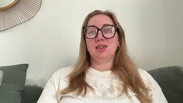 arielsweetieee online show from 06-12-26, 08:02