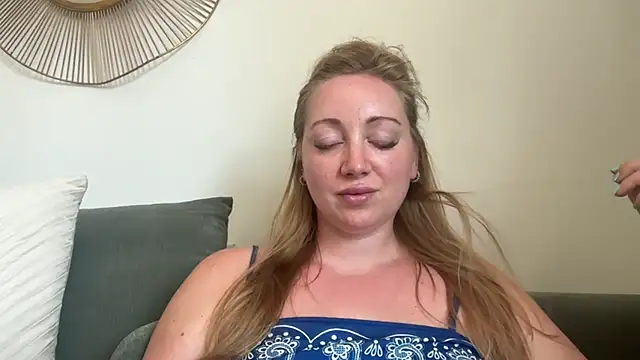 arielsweetieee online show from 06-27-26, 11:59